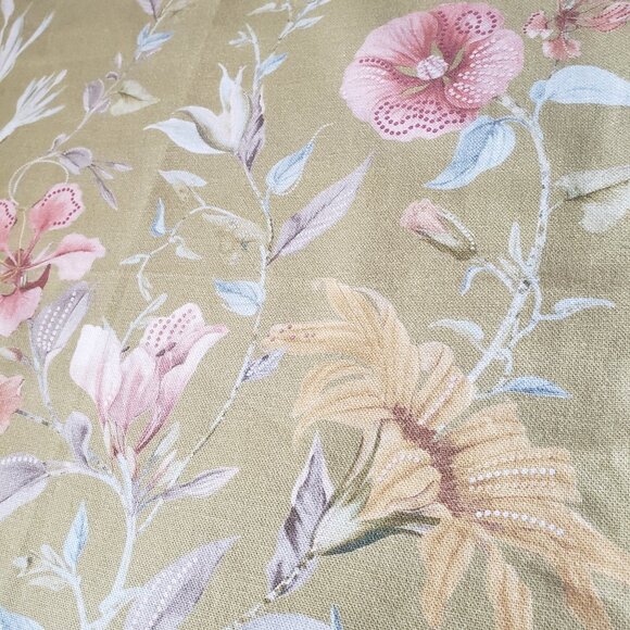 Set of 2 Sage Pink Blue Pastel Nuetral Linen Look Floral Botanical Pillowcases - Picture 7 of 11